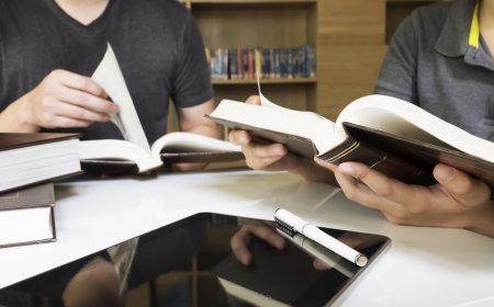 What Are the Critical Elements and Easy Parts of a Strong Thesis?