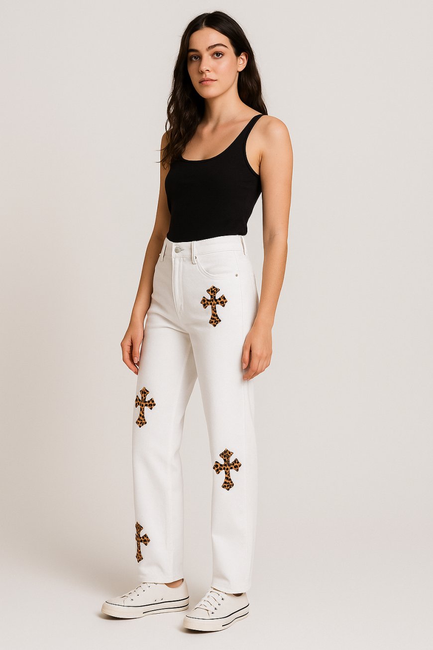 Chrome Hearts Jeans: Redefining Luxury Denim with Artisan Craftsmanship