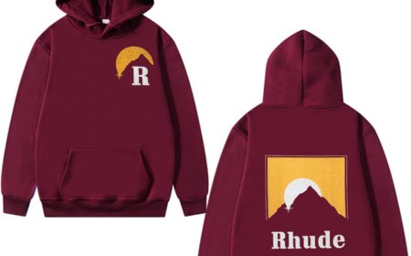 Rhude Clothing and the Iconic Rhude Hoodie: A Fusion of Streetwear and Luxury